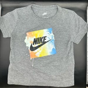 Nike Kids Gray T-Shirt with Colorful Graphic